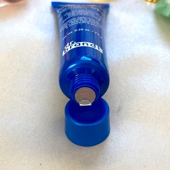 7/$33 Dr. Brandt PoreDermabrasion - Pore Perfecting Exfoliator mini - UNUSED - Picture 4 of 5